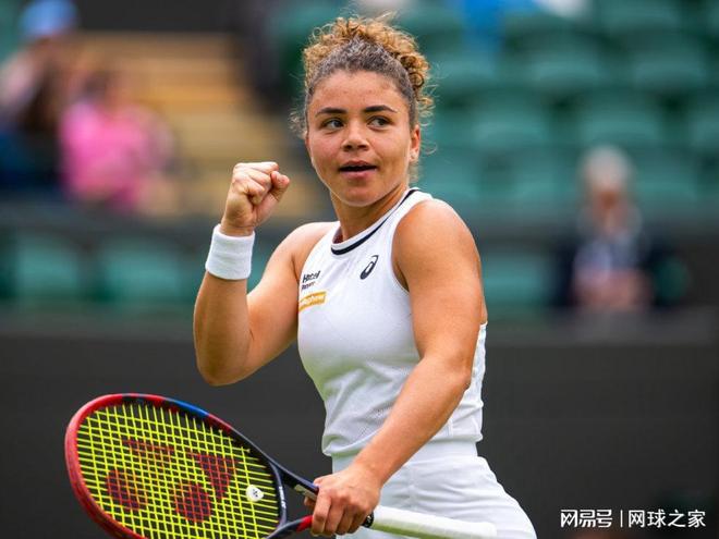 在仅半场的 在仅半场的