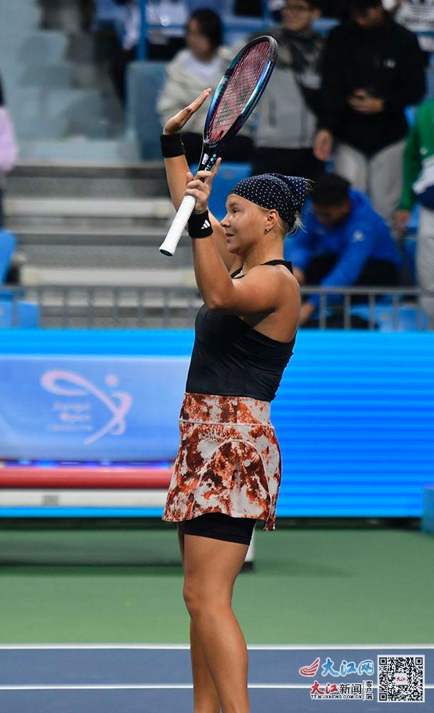 彩纷呈的表 彩纷呈的表