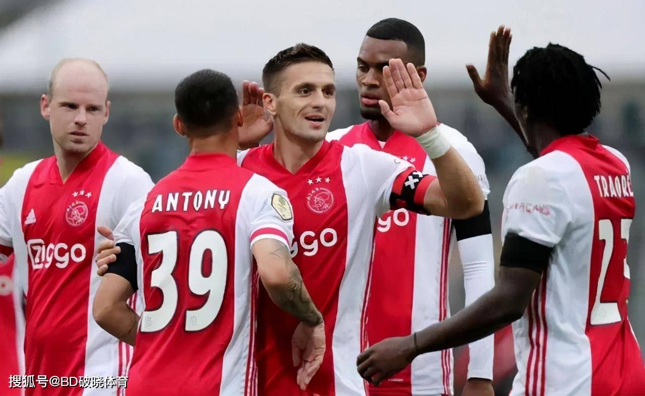 俱乐部签下 俱乐部签下