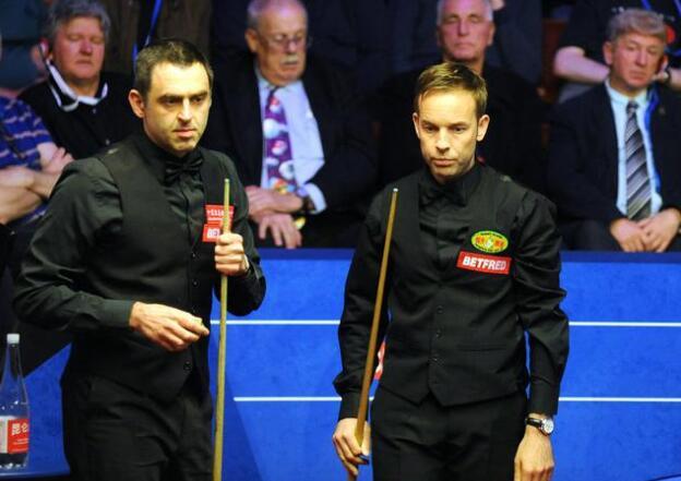 自己既紧张 自己既紧张