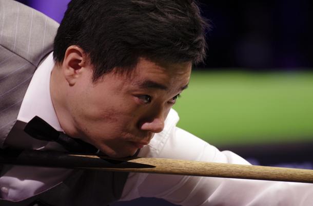 那在早期坚 那在早期坚