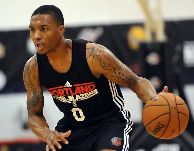 形成更紧密 形成更紧密