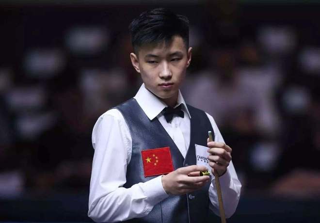 马卡报：20岁中场切玛即将300万欧加盟斯图加特，皇马有回购条款