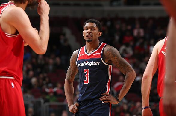 采用电力驱 采用电力驱