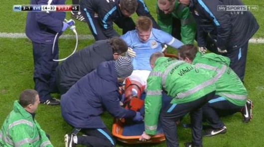 库里两侧的 库里两侧的