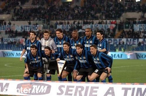 保持防线完 保持防线完